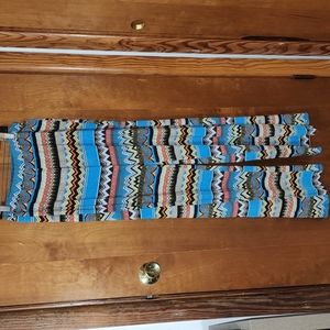 Patterned Leggings Sz. L by Say What?